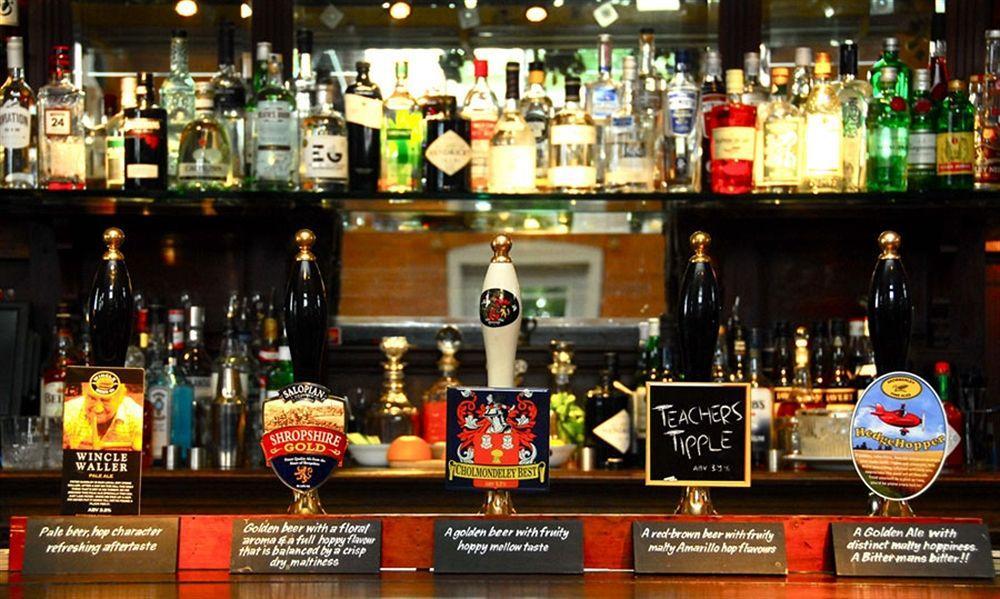 Wrenbury The Cholmondeley Arms酒店 外观 照片