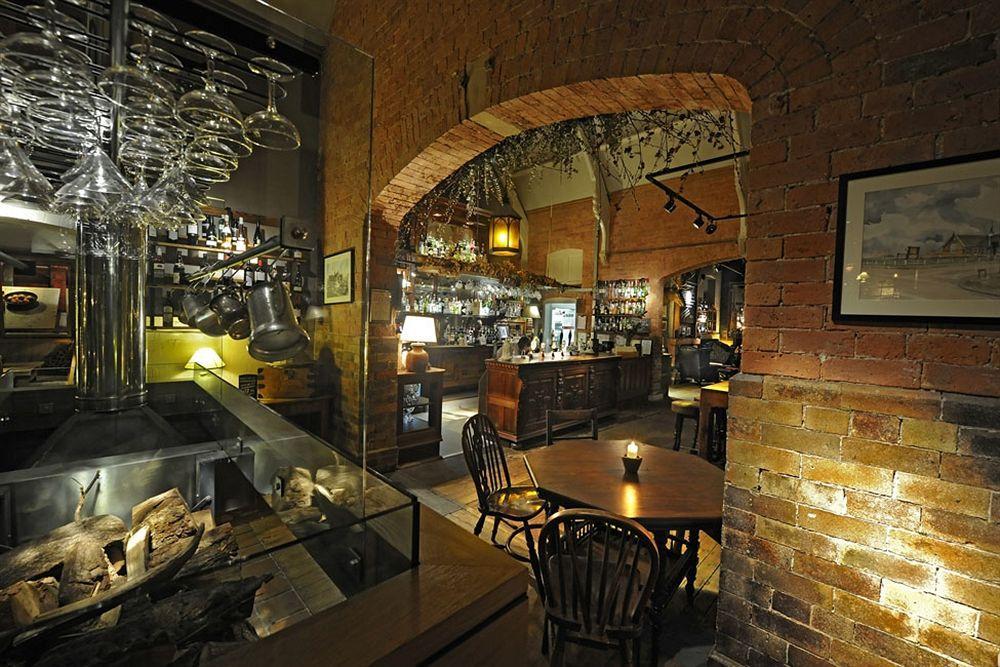 Wrenbury The Cholmondeley Arms酒店 外观 照片
