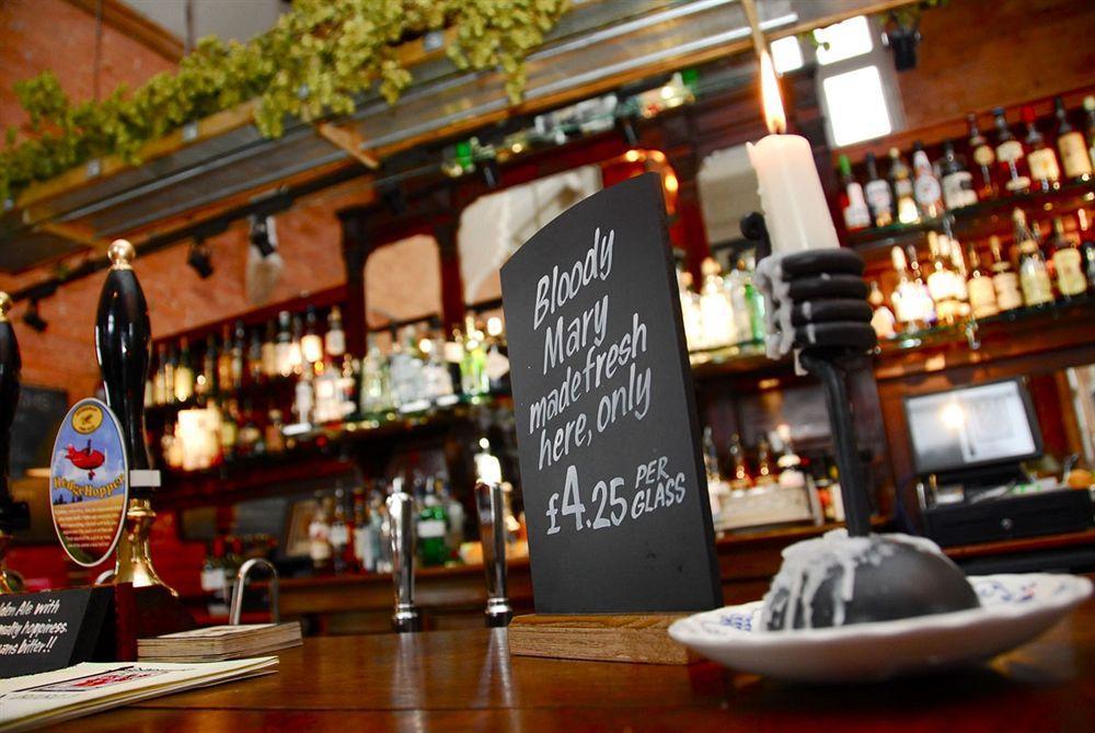 Wrenbury The Cholmondeley Arms酒店 外观 照片